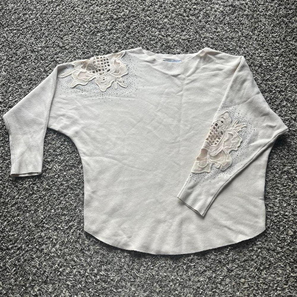 Liv Milano Cream Floral Embroidered Lace Crystal Long Sleeve Top Small